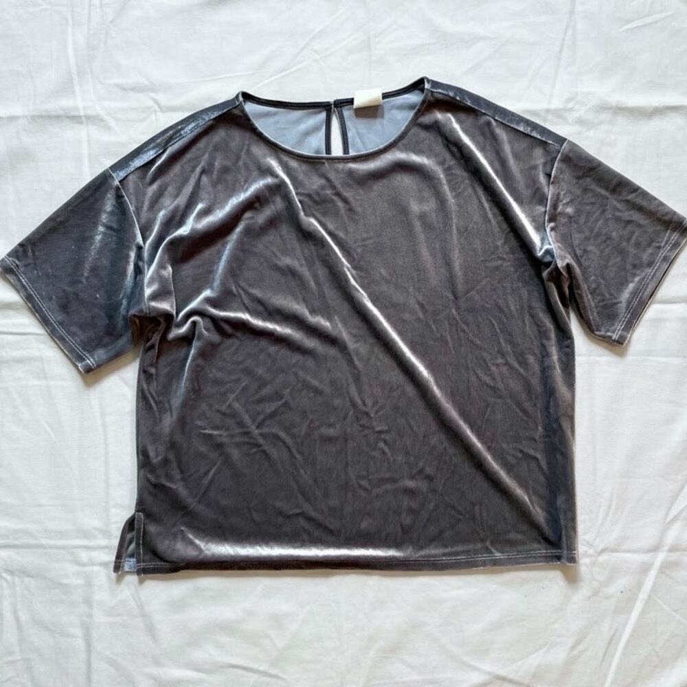 Matilda Jane’s Good Hart Parthenon Velour Cropped Shirt Gray Womens Medium